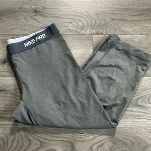 Nike capris